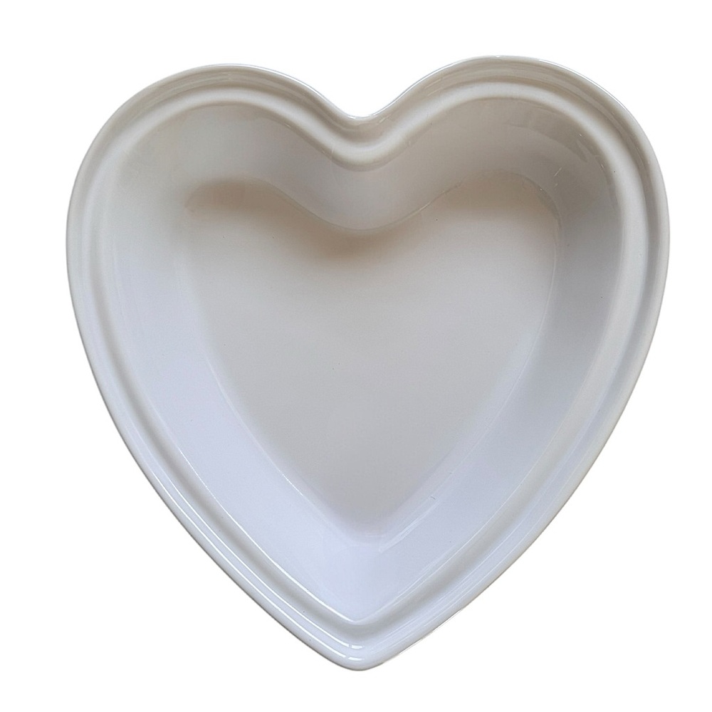 Chantal Pie Plate White Heart Shaped 1.5 Qt Baking Dish